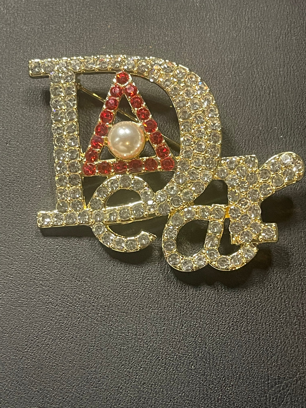 Delta Dear Pin Gld Crystal – Bling Queen Diva!