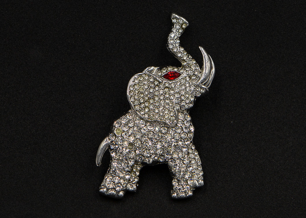 Elephant Red Eye w/tusk Md 2/1 Pendant