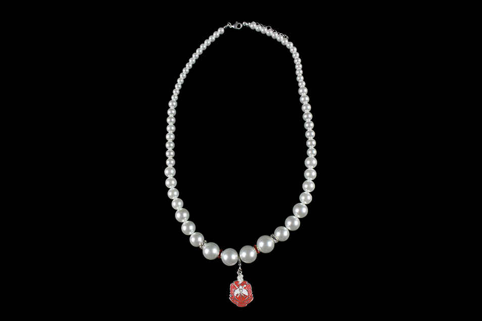DST Pearl Necklace w/Crest Set